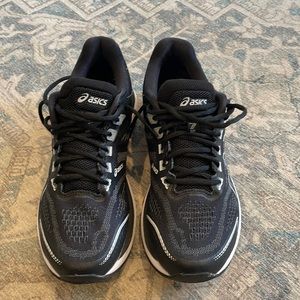 ASICS GT-2000 men’s sneaker